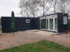 Nagelneue Tennishütte